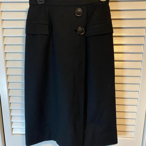 TUDOR SQUARE TAILORED SKIRT - Picture 3 of 4